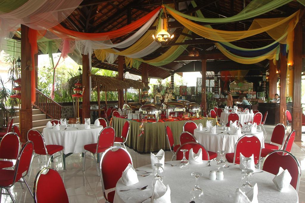 Swaloh Resort & Spa Kalangbret Exterior photo